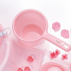 Gáo nhựa múc nước 1300ml - Nội địa Nhật Bản