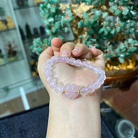 Vòng Thạch Anh Hồng Mix Cỏ 4 Lá & Charm Bạc Mạ Vàng – Trang Sức Đá Tự Nhiên Sang Trọng Dành Cho Nữ
