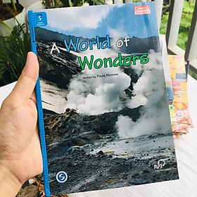 A World of Wonders - Leveled Reader with Downloadable Audio Free - Sách chuẩn nhập khẩu từ NXB Compass