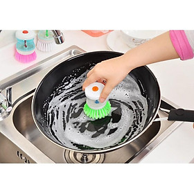 Mua Bàn Chải Cọ Xoong Nồi Có Bình Đựng Dầu Rửa Bát - giao màu ngẫu nhiên