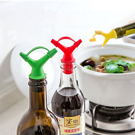 Nắp Nhựa Hai Đầu Xịt Nước Tương