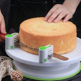 Mua Dụng cụ cắt lát bánh gato( gồm 2 cái như hình)