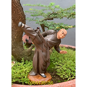 Mua Tượng võ sư tung cước ghép cây bon sai h30cm gốm sứ Bát Tràng
