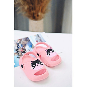 Sandal nhựa trẻ em