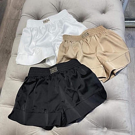 Short lụa cạp chun tag chữ siêu đẹp. 3 màu trắng, đen, be. Size S M L