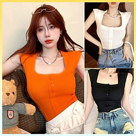Áo len Montoghi dệt kim VAI HẾN CỔ VUÔNG dáng ôm phối nút độc đáo