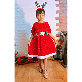 Váy Noel rớt vai nhung mềm dày nền hoa hồng nổi