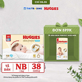 Tã/bỉm dán sơ sinh Huggies Skin Perfect NB 38 miếng với 2 vùng thấm giảm kích ứng da