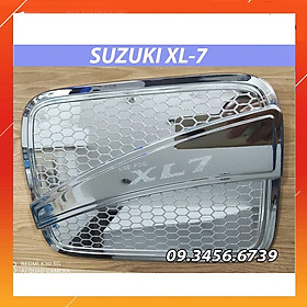 Ốp Nắp Bình Xăng Dành Cho Xe Suzuki XL7, XL-7 2020 2021