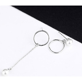 Đôi bông tai thiết kế vòng tròn, xích mảnh và ngọc trai bất đối