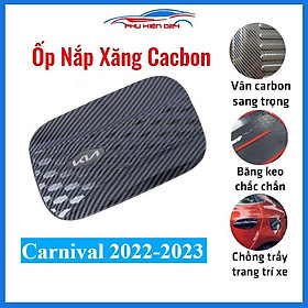 Ốp nắp xăng Carnival 2022-2023 vân cacbon bảo vệ chống trầy trang trí ô tô
