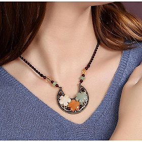 Vòng cổ thời trang kết hoa hình trăng lưỡi liềm bằng đá tự nhiên VN39