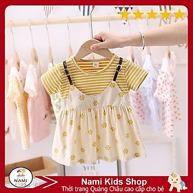 Áo váy giả yếm họa tiết kẻ ngang phối hoa cúc dễ thương cho bé