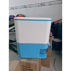 Mua Thùng Đựng Gạo 12kg Kèm Cốc Vo Gạo Tiện Dụng (Nút Bấm Tròn)