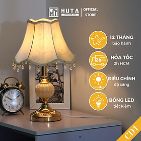 Đèn Ngủ Để Bàn Thép HUTA CD1 Sang Trọng Cổ Điển, Decor Trang Trí Phòng Ngủ, Khách Sạn, Điều Chỉnh Độ Sáng, Bóng Led Sáng Vàng Tiết Kiệm Điện