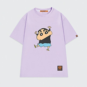 Áo thun unisex bé Shin cậu bé bút chì giơ 2 tay dễ thương áo thun Shin Chan BND211 - Tím