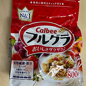 Ngũ cốc Calbee vị Trái cây gói đỏ 800gr (Trái cây & các loại Hạt)