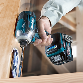 Mua MÁY VẶN VÍT DÙNG PIN BL 40VMAX (220 N.M) MAKITA TD001GM201 (SẠC NHANH – 2 PIN 40V/ 4.0AH) - HÀNG CHÍNH HÃNG