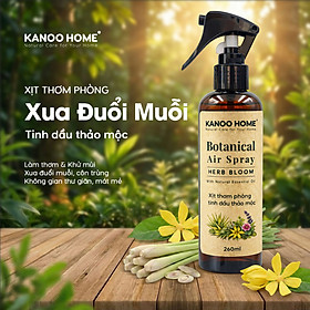 Xịt thơm phòng tinh dầu thảo mộc Herb Bloom 260ml. Hỗ trợ xua đuổi muỗi, kiến, gián và côn trùng. Khử mùi hôi, ẩm mốc