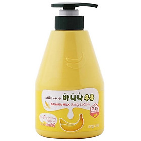 Sữa Tắm Thảo Dược Sữa Và Tinh Chất Chuối - Welcos Banana Milk Body Cleanser (560g)