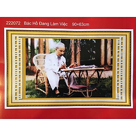 Mua tranh thêu chữ thập Bác Hồ ngồi làm việc 90x63cm - chưa thêu