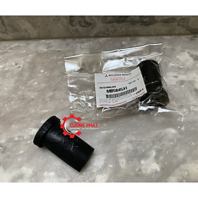 Cao su ắc nhíp trên Mitsubishi Triton, Pajero Sport, V33 mã MB584531