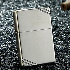 Mua Hột Qụet Bật Lửa Xăng Đá 5000BZ Họa Tiết Chặt Góc Màu Vàng Đẹp Độc Lạ - Dùng Xăng Bấc Đá Cao Cấp