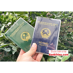 Bìa vỏ bọc bảo vệ hộ chiếu, passport PVC trong suốt.