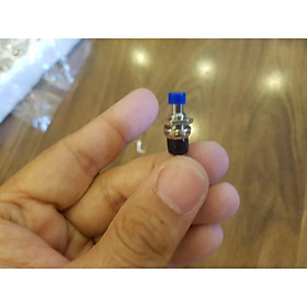 Mua Nút đề ấn nhả loại nhỏ 7mm ( đây là nút đề ấn nhà  thay đổi trạng thái tự phục hồi