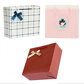 Combo 3 Túi giấy đựng quà 15cm (mẫu ngẫu nhiên)