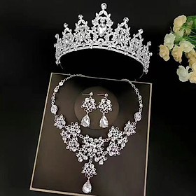 Bộ trang sức cô dâu mẫu mới nhất 2022 cho dâu xinh đẹp lộng lẫy, trang điểm dạ tiệc dạ hội