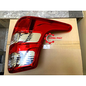 Đèn hậu Mitsubishi Triton 2015-2018 mã bên lái 8330A943