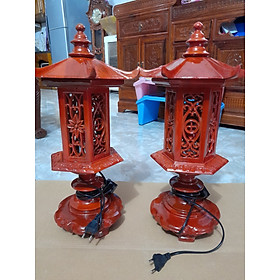 Cặp đèn thờ lục lăng mái chùa gỗ xà cừ cao 48 cm và 56 cm