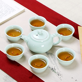 Mua Bộ ấm chén sứ pha trà đạo Cảnh Đức Trấn họa tiết Cá Chép nổi độc đáo