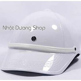 Nón bảo hiểm lưỡi trai in họa tiết hình Hoa dễ thương và gắn mặt sắt có khoét đuôi dễ dàng buột tóc cao cho các bạn nữ