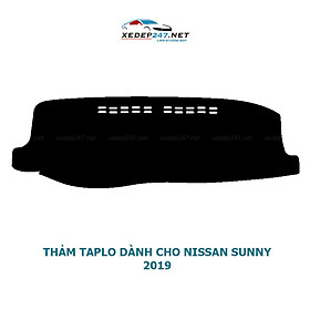 Thảm Taplo dành cho xe Nissan Sunny 2016 đến 2019 chất liệu Nhung, da Carbon, da vân gỗ