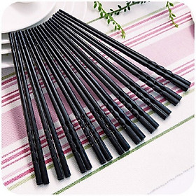Mua Bộ 10 Đôi Đũa Nhựa Xoắn Dài 22.6Cm - Không Nấm Mốc Chịu Nhiệt tốt