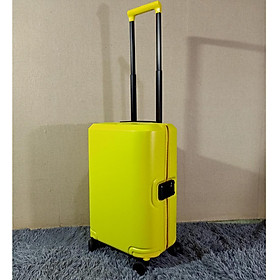 VALI NHỰA PC THỜI TRANG