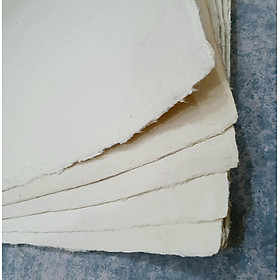 Giấy dó bóc 5-6 dày vàng nhạt khổ 30x40cm để vẽ, viết thư pháp, làm thiệp - Vietnamese handmade mulberry paper