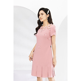 Đầm Nữ Chữ A Xòe Nhẹ Xếp Ly Phối Ren Cổ LUPERI LFV3166