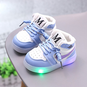 Giày cho bé phong cách dễ thương – GTE9120