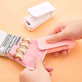Mua Con Cóc Hàng Miệng Túi Siêu dễ thương. Máy Hàng Miệng túi mini. Tặng kèm 2Pin. Bí quyết thực phẩm luôn Ngon
