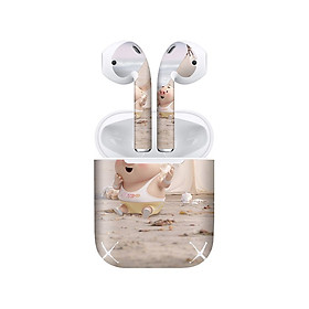 Mua Miếng dán skin chống bẩn cho tai nghe AirPods in hình Heo con dễ thương - HEO2k19 - 018 (bản không dây 1 và 2)