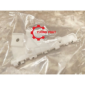Giá cài cản trước Mitsubishi Mirage mã bên phụ 6400G486