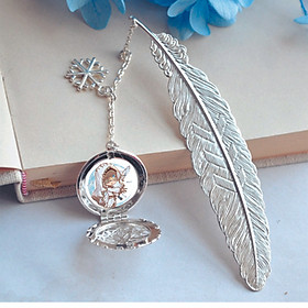 Bookmark lông vũ IN HÌNH Eli Clark Identity V game