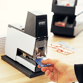 Máy Bấm Kim Rapid 105E