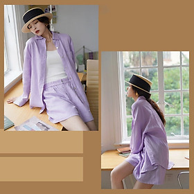 Hình ảnh Bộ quần áo nữ form rộng gồm áo sơ mi và quần short ống rộng Đũi Việt màu tím pastel dịu dàng, vải linen mềm mát DV04