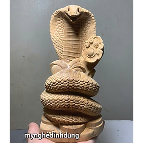 Mua Tượng con rắn phong thủy bằng gỗ ngọc am thơm nức kt cao 20x10x7cm