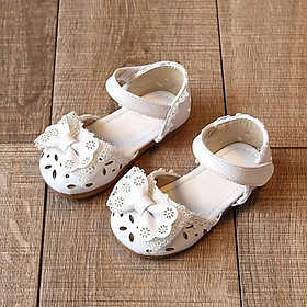 Summer Fashion Girls Sandals Anti Slip Soft Sole Bow Hollow Lace Strap Sandals Kid Shoes