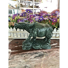 Mua Tượng con trâu giáp đứng trên tiền vàng phong thủy đá ngọc Ấn Độ trang trí  đặt bàn làm việc - Dài 20 cm